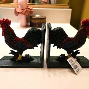 Rooster book stoppers